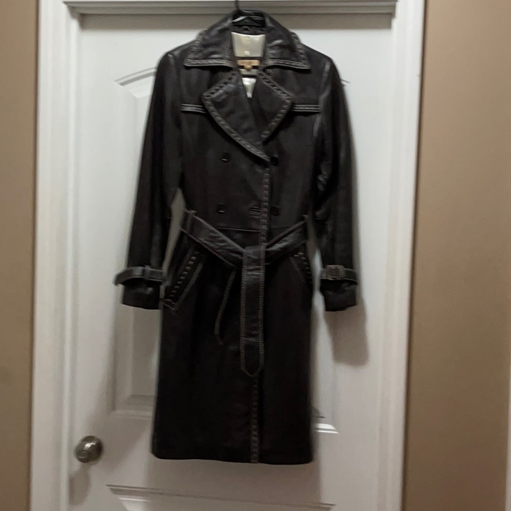 Like new Wilson Genuine Leather Trench Coat. Only worn once.
